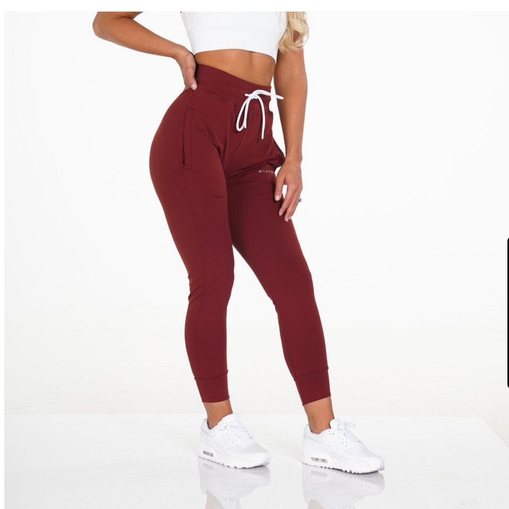NVGTN maroon joggers size M